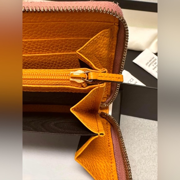 Sold❌Gucci Bamboo Tassel Round Zipper Leather Wallet.Limited Edition from Japan - Picture 13 of 16